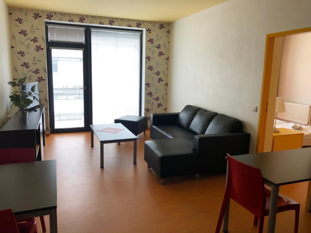 Office Apartments 브르노 외부 사진