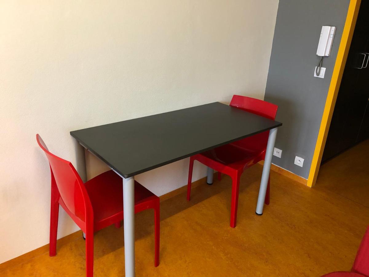 Office Apartments 브르노 외부 사진